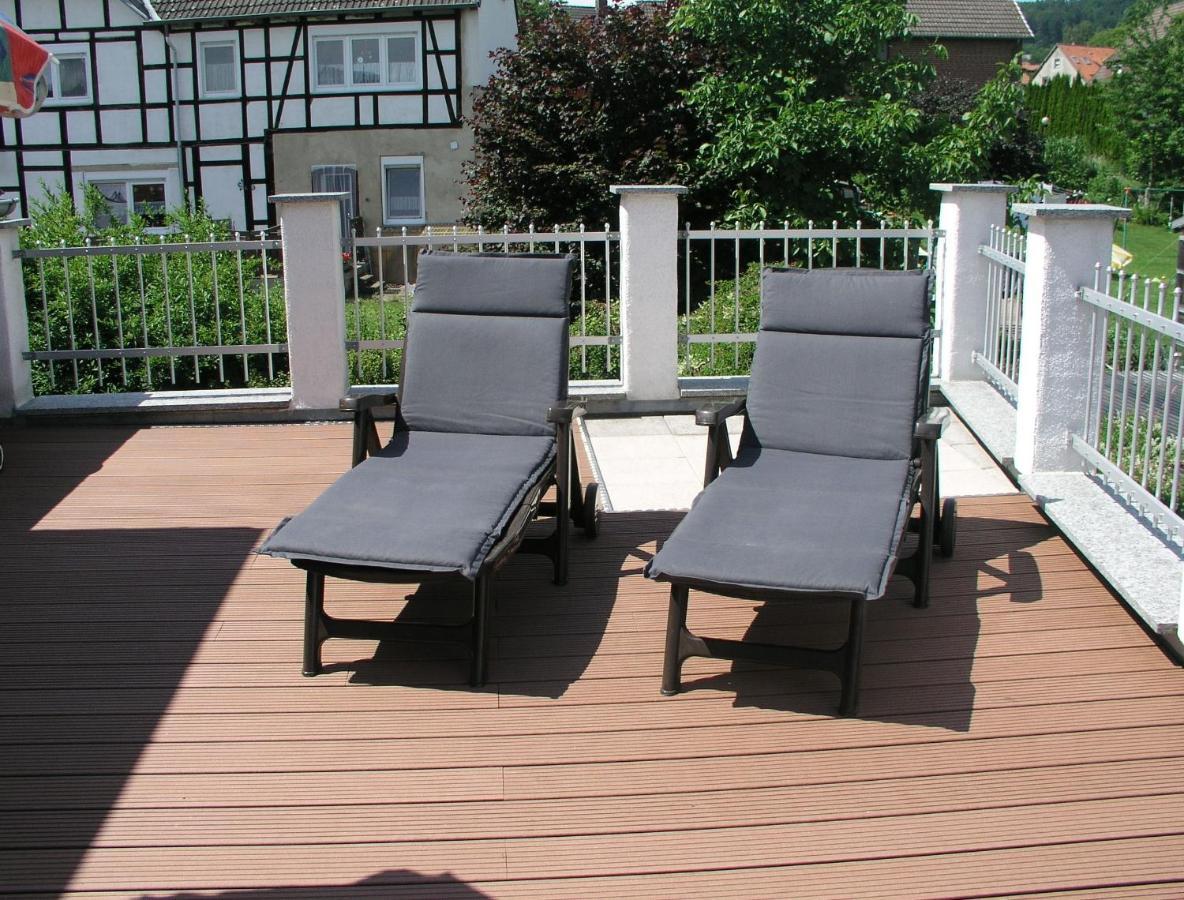 Ferienwohnung am Deister mit großem Balkon Springe Exterior foto